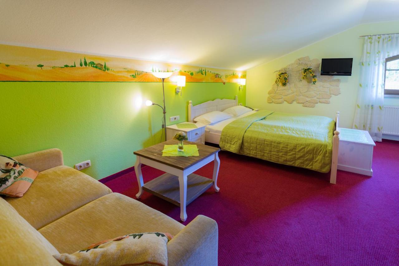 Hotel & Ferienwohnungen Bohlenblick Saalfeld Saale 外观 照片