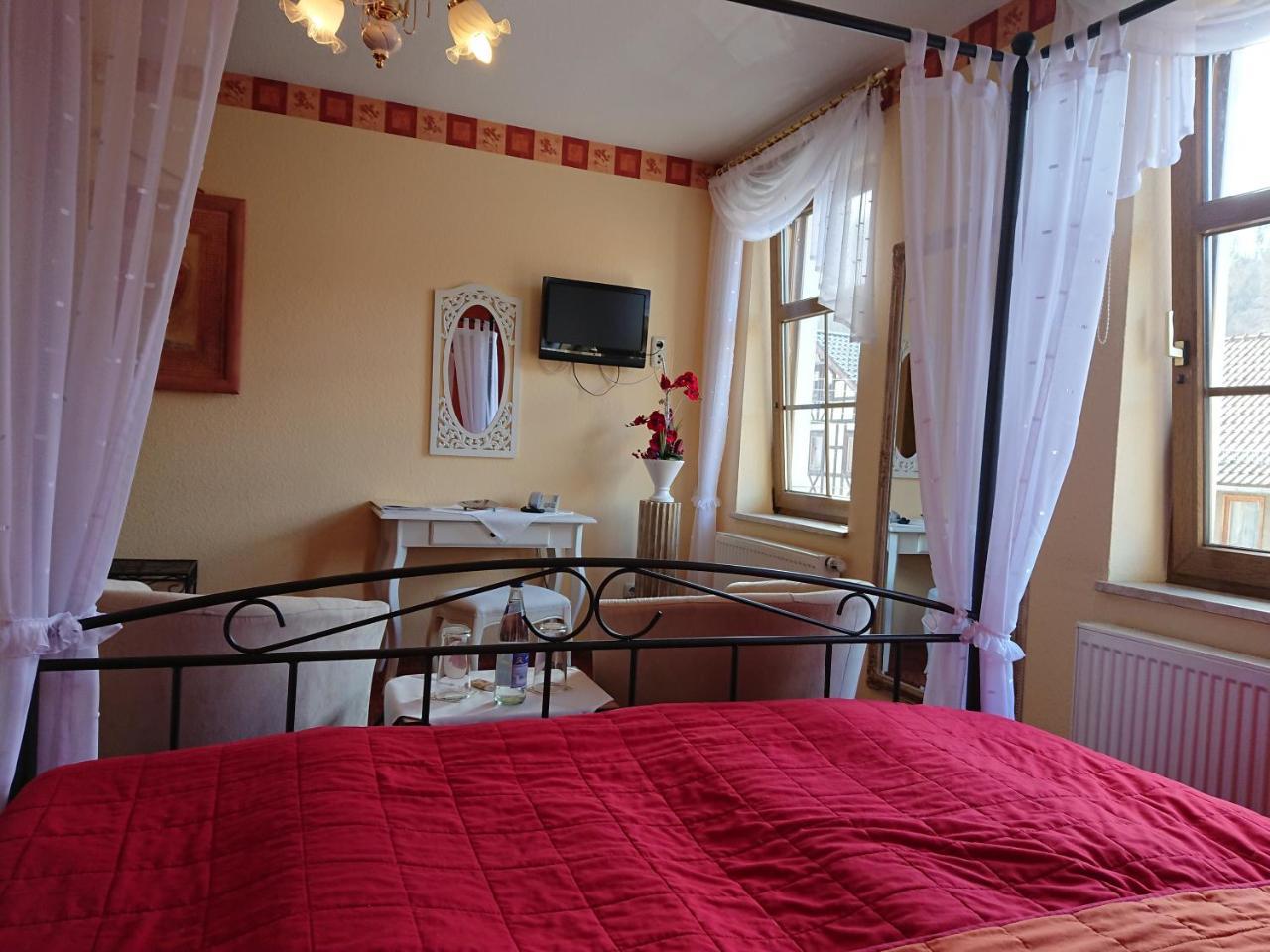 Hotel & Ferienwohnungen Bohlenblick Saalfeld Saale 外观 照片