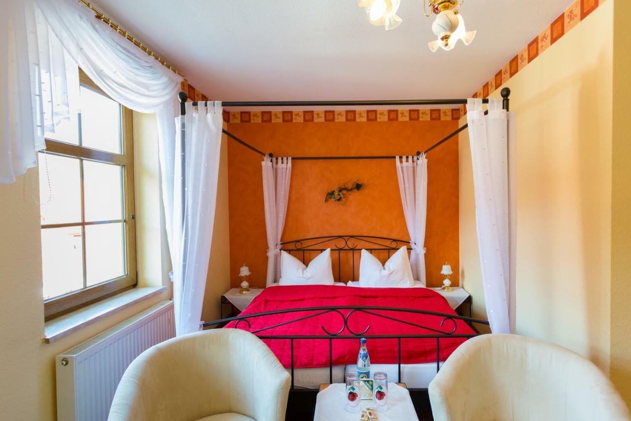 Hotel & Ferienwohnungen Bohlenblick Saalfeld Saale 外观 照片