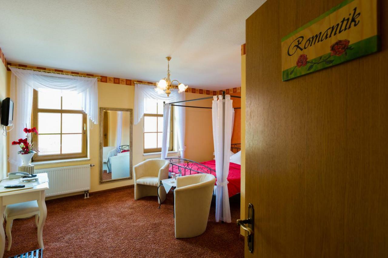 Hotel & Ferienwohnungen Bohlenblick Saalfeld Saale 外观 照片