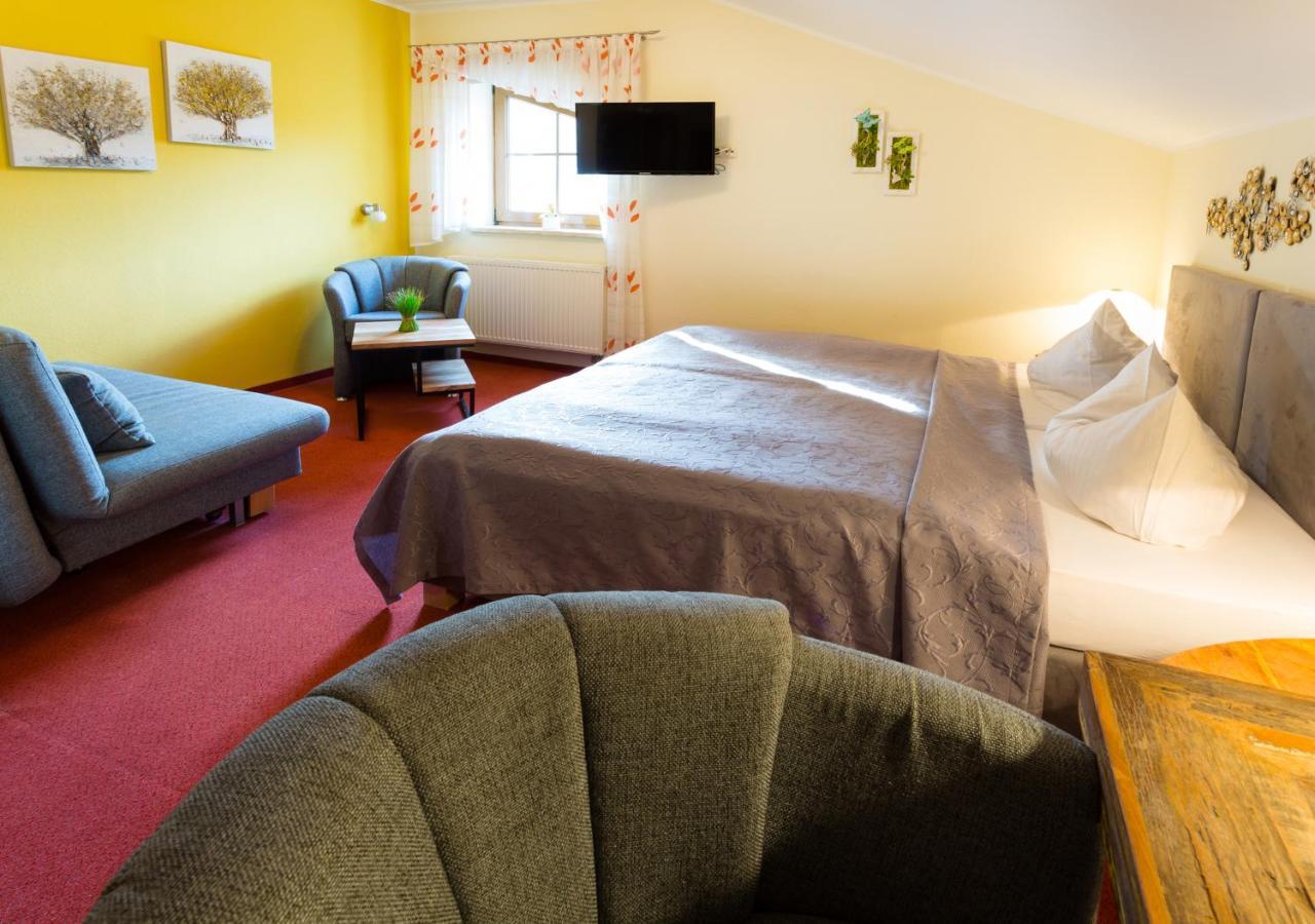 Hotel & Ferienwohnungen Bohlenblick Saalfeld Saale 外观 照片